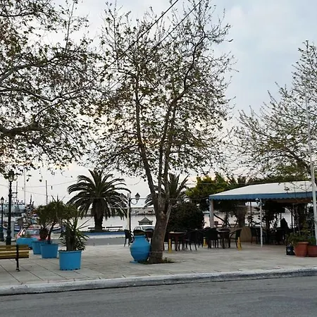 Neki's * Σκάλα Καλλιράχης